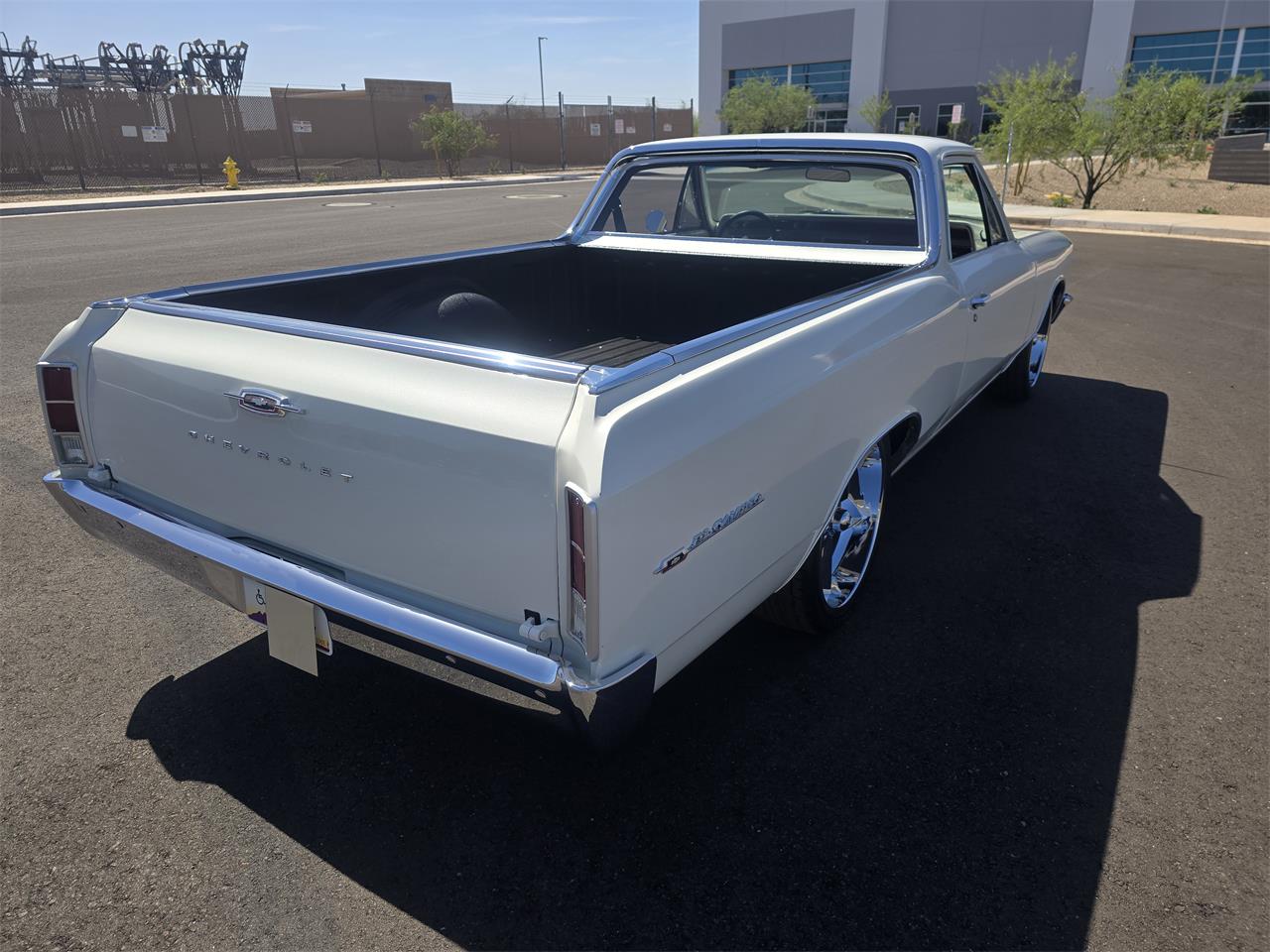 Chevrolet-El-camino-1966-Pearl-White-RedBlack-3