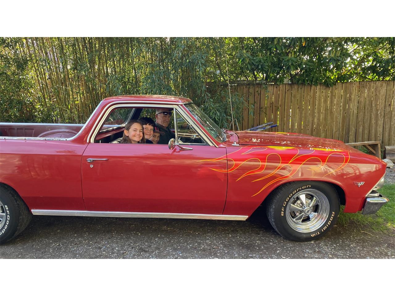 Chevrolet-El-camino-1966-Red-Black-11