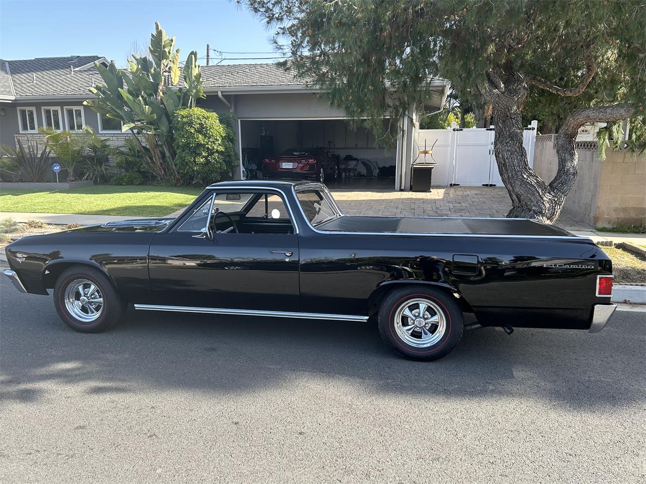 Chevrolet-El-camino-1967-Black-Black-2