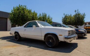 Chevrolet-El-camino-1985-White