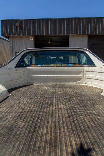 Chevrolet-El-camino-1985-White-5