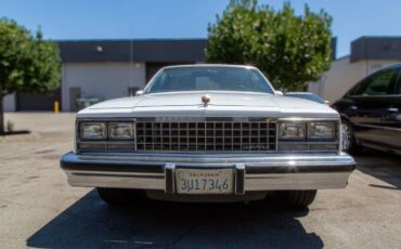 Chevrolet-El-camino-1985-White-8