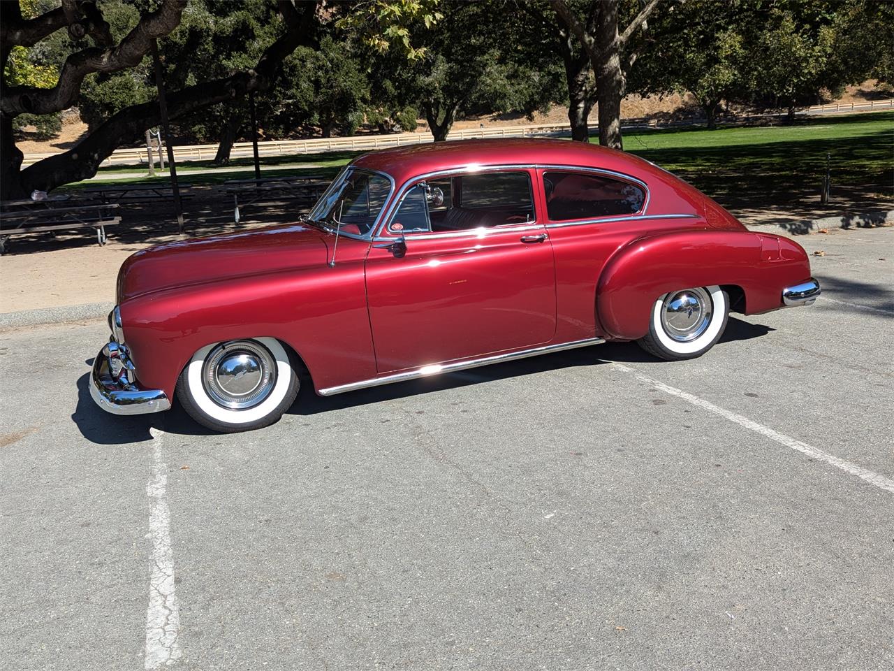 Chevrolet-Fleetline-1950-Burgandy-Burgandy-11