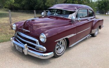 Chevrolet-Fleetline-1951-Red-Red-6