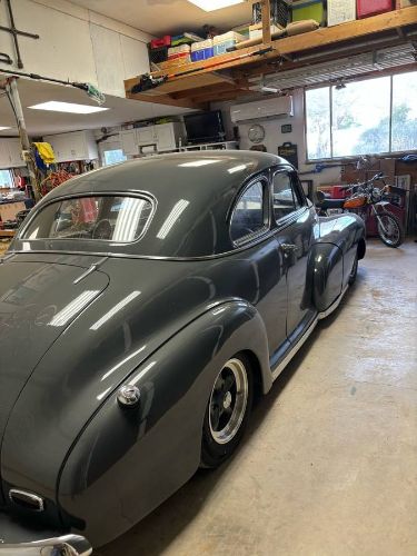 Chevrolet-Fleetmaster-1947-Gray-18