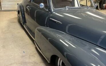 Chevrolet-Fleetmaster-1947-Gray-4