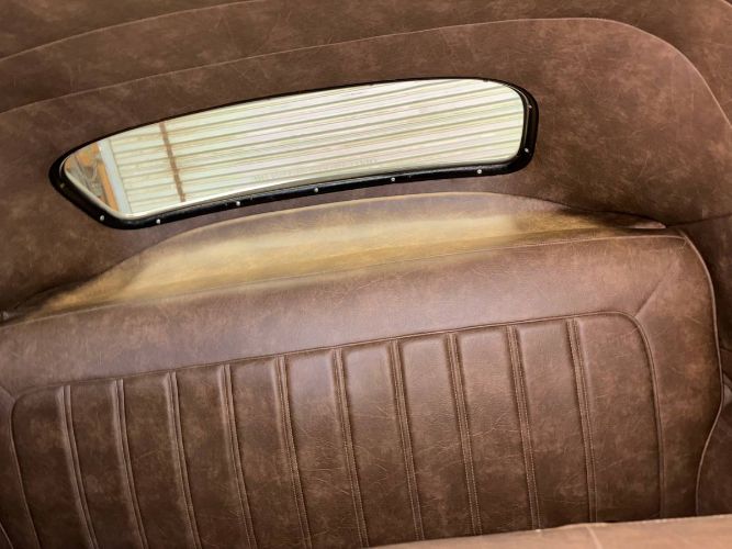 Chevrolet-Fleetmaster-1947-Gray-6