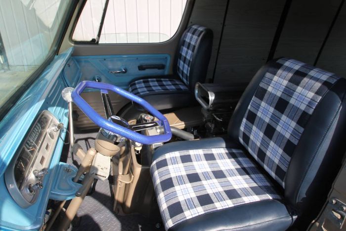 Chevrolet-G10-1964-5