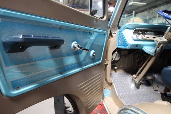 Chevrolet-G10-1964-7
