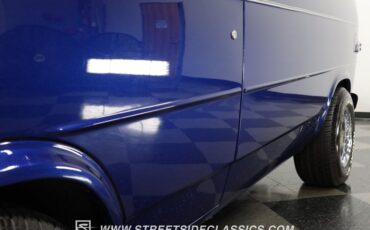 Chevrolet-G10-1984-Dark-Blue-Light-Blue-19