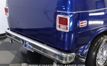 Chevrolet-G10-1984-Dark-Blue-Light-Blue-25