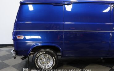 Chevrolet-G10-1984-Dark-Blue-Light-Blue-26