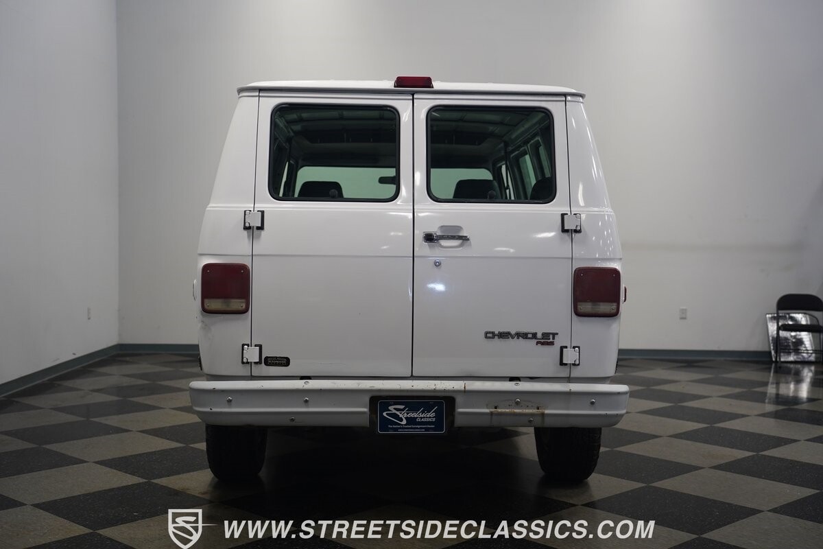 Chevrolet-G10-1995-Van-13