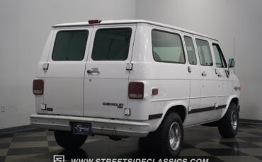 Chevrolet-G10-1995-Van-14