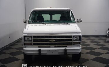 Chevrolet-G10-1995-Van-21