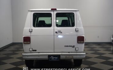 Chevrolet-G10-1995-Van-28