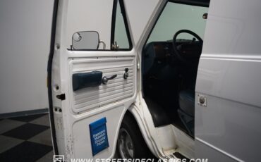 Chevrolet-G10-1995-Van-39