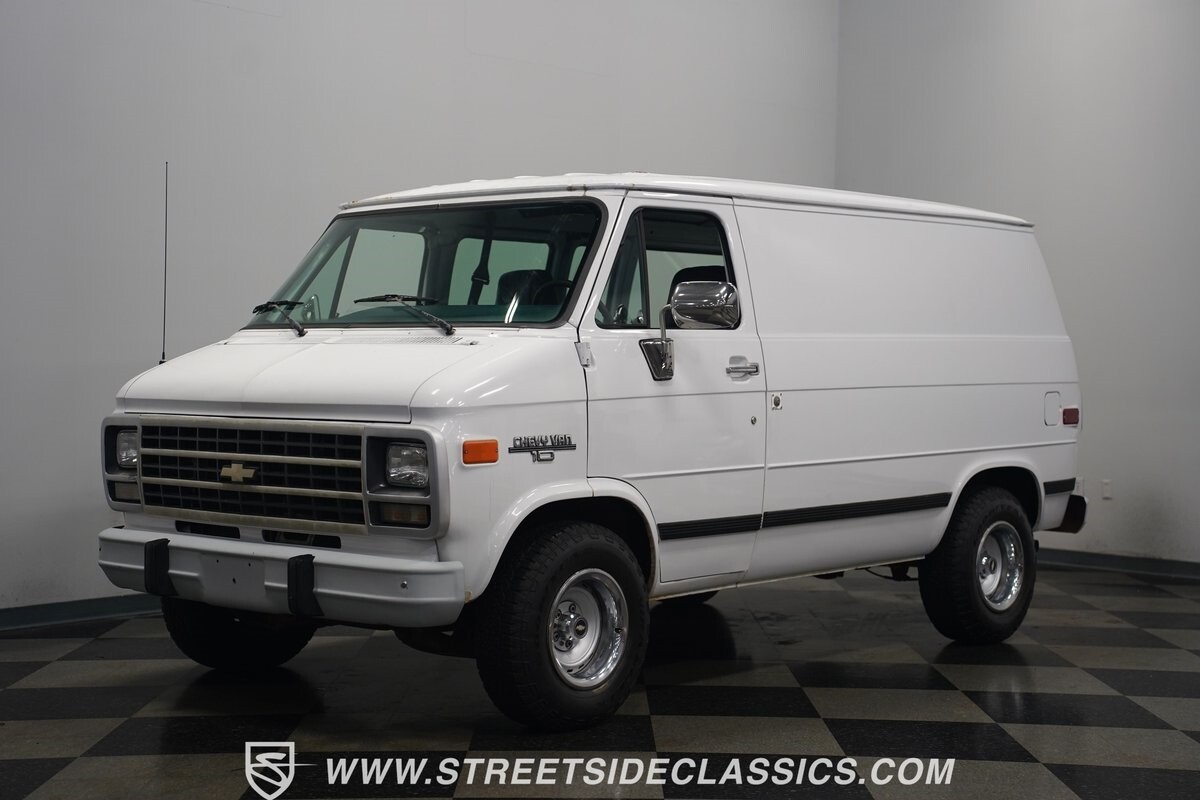 Chevrolet-G10-1995-Van-7