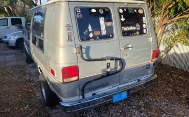 Chevrolet-G20-1988-Gray-7