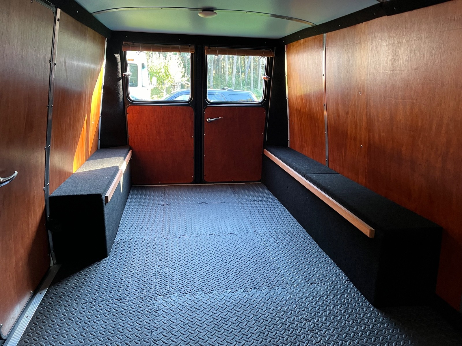 Chevrolet-G20-Van-1967-Van-Camper-14