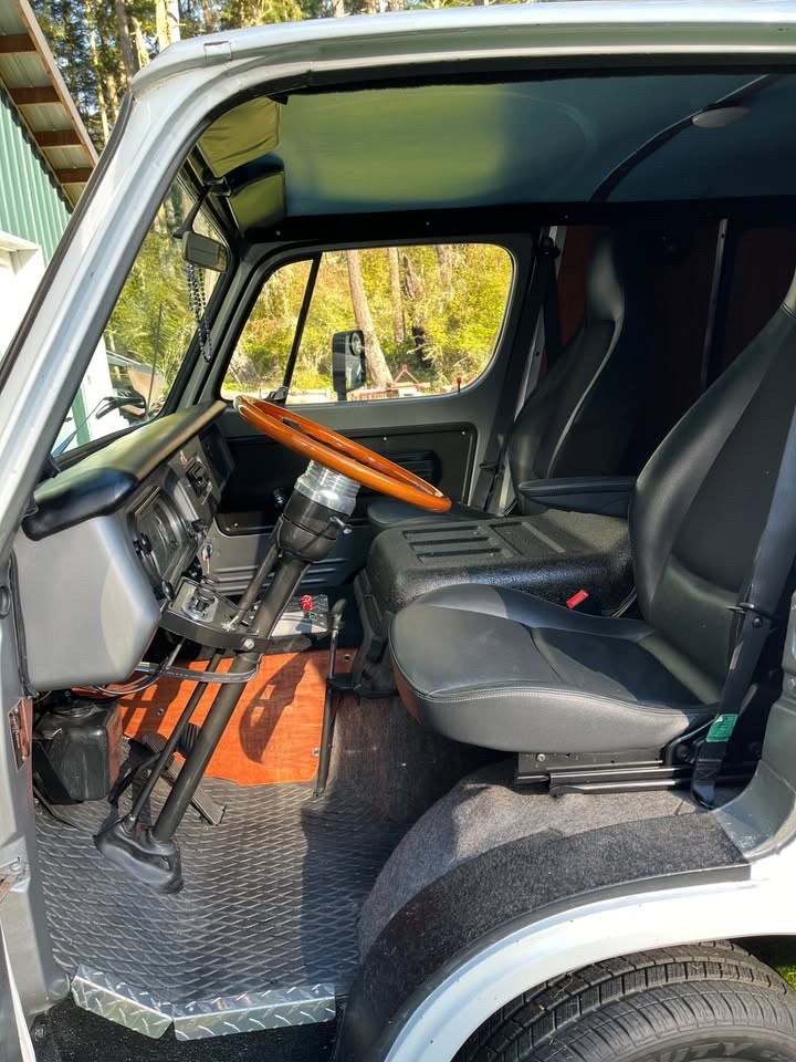 Chevrolet-G20-Van-1967-Van-Camper-6