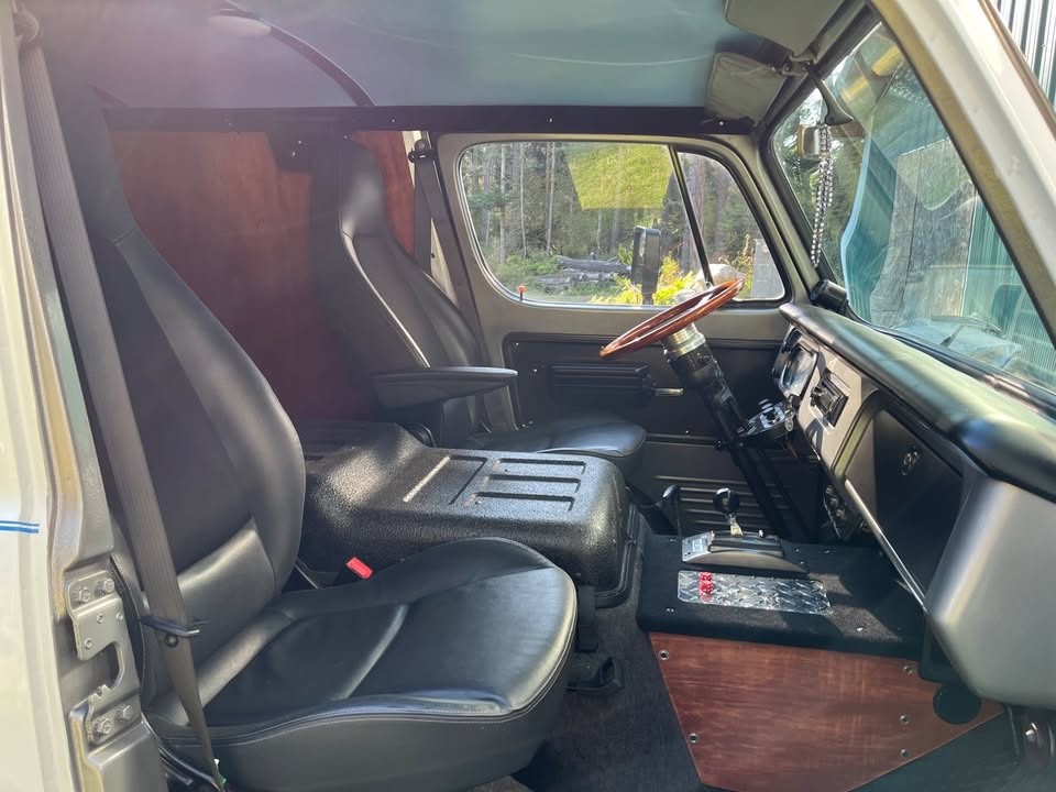 Chevrolet-G20-Van-1967-Van-Camper-7