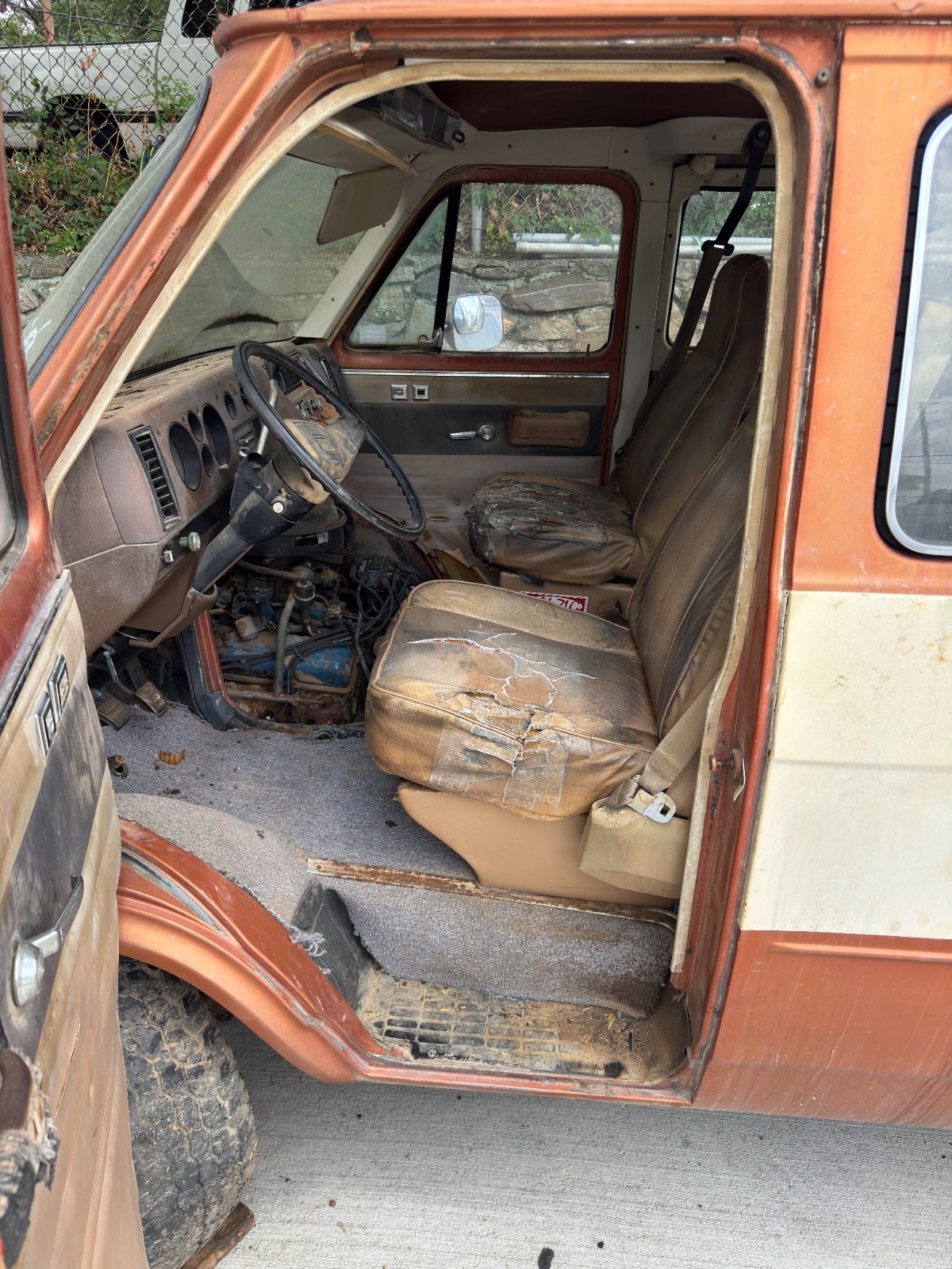 Chevrolet-G20-Van-1981-Extended-Passenger-Van-5