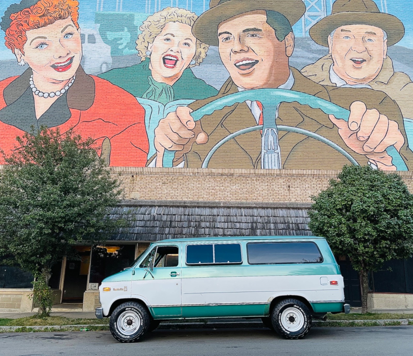 Chevrolet-G30-Van-1979-Standard-Passenger-Van-1