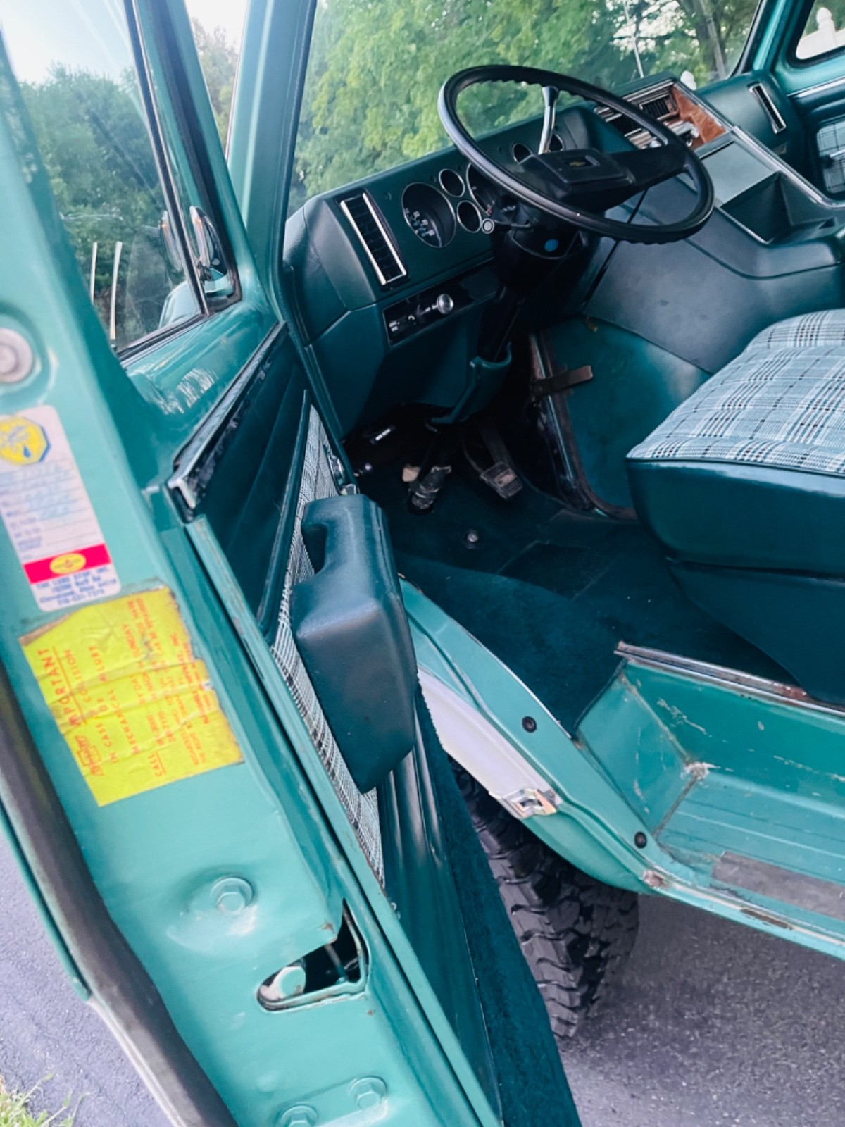 Chevrolet-G30-Van-1979-Standard-Passenger-Van-10