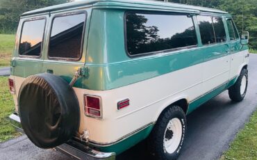 Chevrolet-G30-Van-1979-Standard-Passenger-Van-12