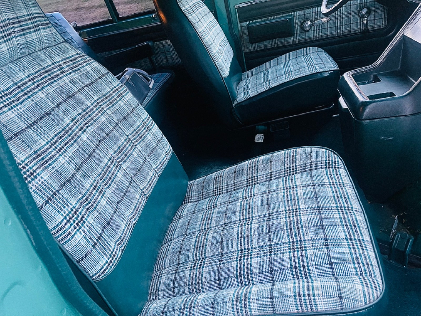 Chevrolet-G30-Van-1979-Standard-Passenger-Van-16