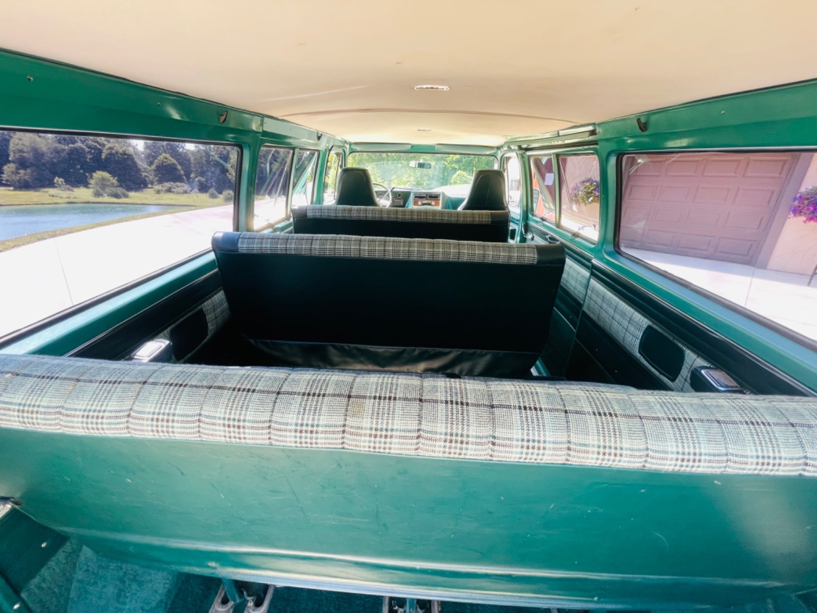 Chevrolet-G30-Van-1979-Standard-Passenger-Van-18