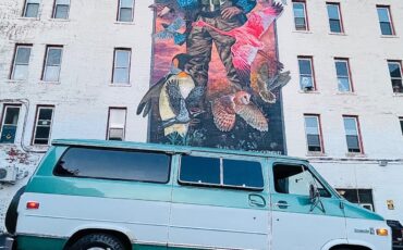 Chevrolet-G30-Van-1979-Standard-Passenger-Van-2