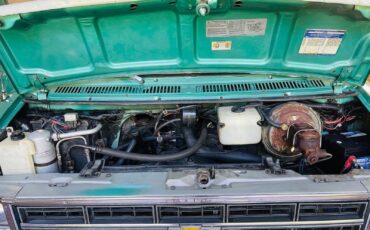 Chevrolet-G30-Van-1979-Standard-Passenger-Van-25