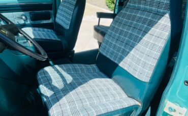 Chevrolet-G30-Van-1979-Standard-Passenger-Van-36