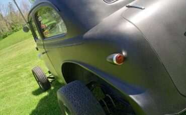Chevrolet-Humpback-1939-Black-4