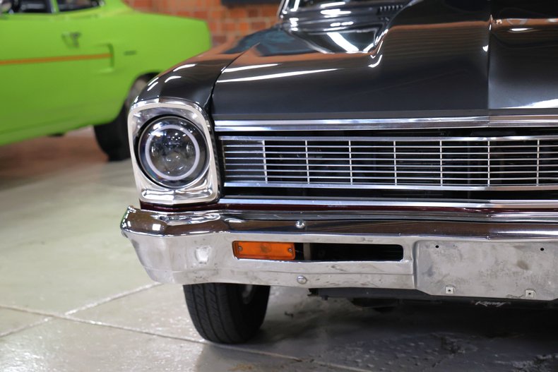 Chevrolet-Ii-1966-Marlboro-Maroon-Black-13
