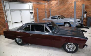 Chevrolet-Ii-1966-Marlboro-Maroon-Black-35