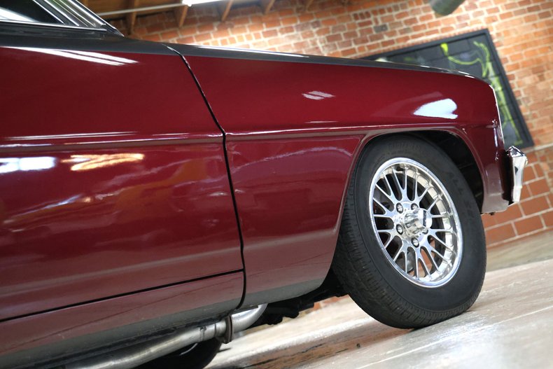 Chevrolet-Ii-1966-Marlboro-Maroon-Black-37