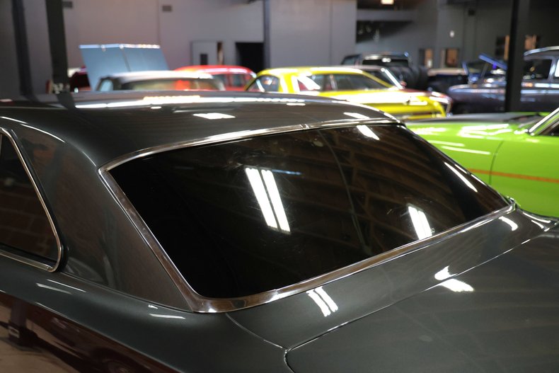 Chevrolet-Ii-1966-Marlboro-Maroon-Black-4