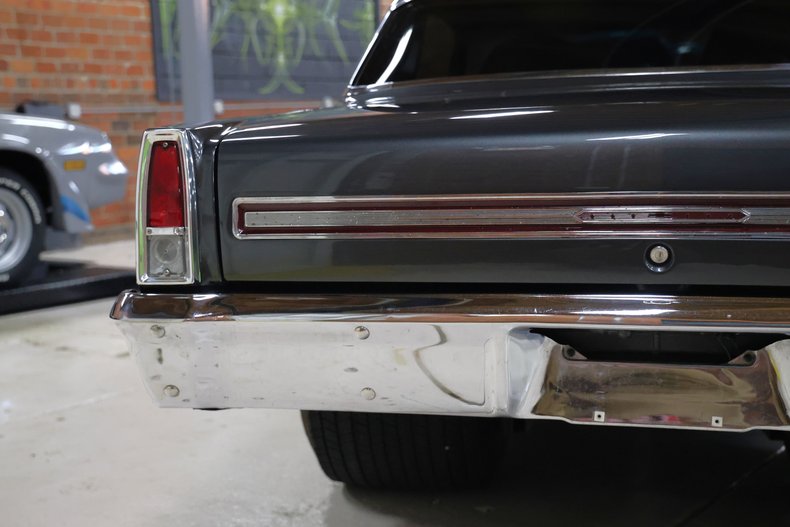 Chevrolet-Ii-1966-Marlboro-Maroon-Black-48