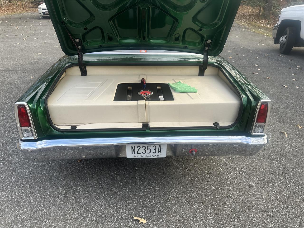 Chevrolet-Ii-nova-1966-Green-Tan-3