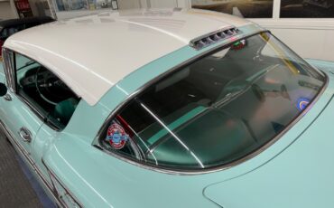 Chevrolet-Impala-1958-2-Door-13