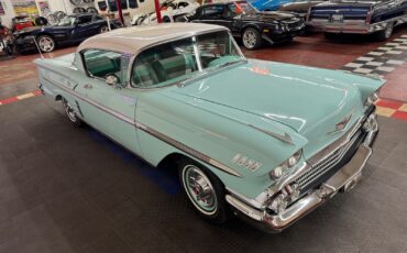 Chevrolet-Impala-1958-2-Door-18