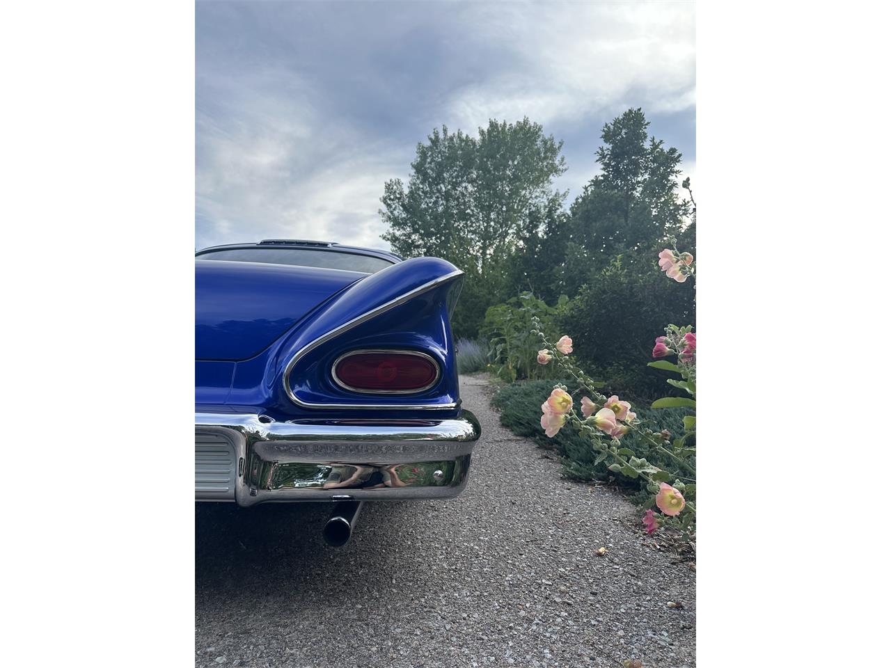 Chevrolet-Impala-1958-Admiral-Blue-White-15