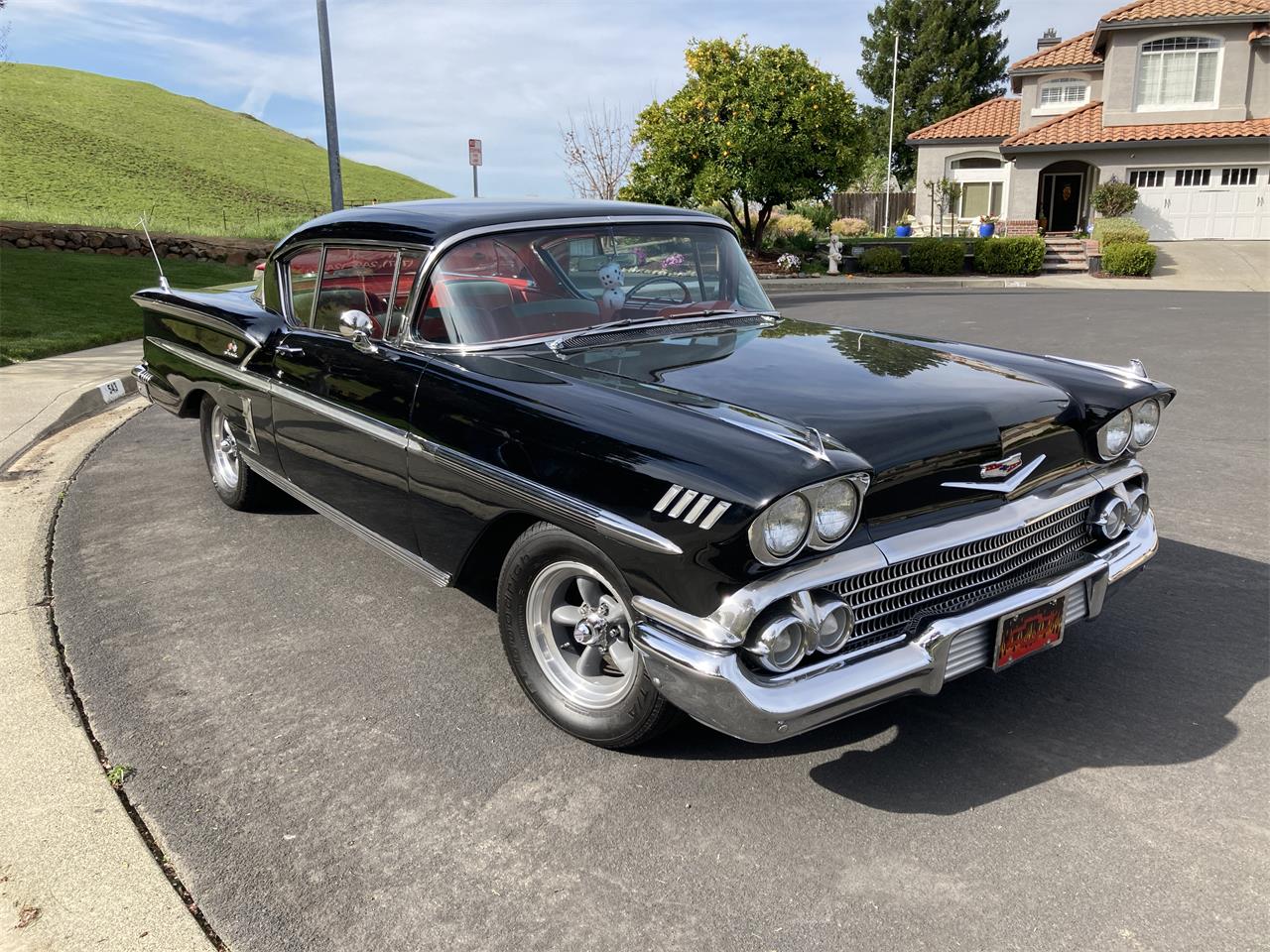 Chevrolet-Impala-1958-Black-Red-Tri-color-1