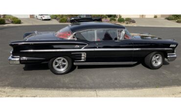 Chevrolet-Impala-1958-Black-Red-Tri-color-16