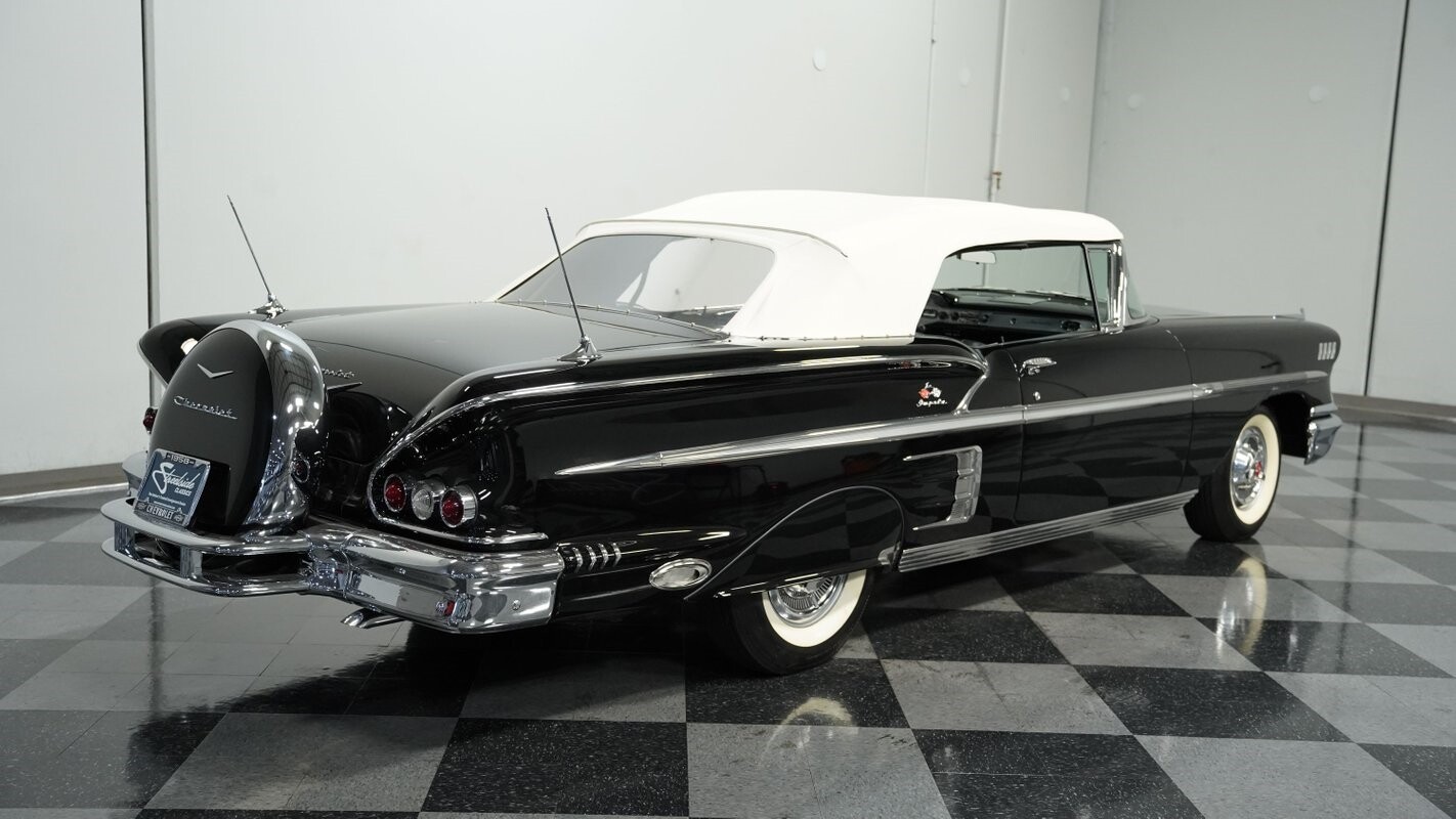 Chevrolet-Impala-1958-Convertible-11