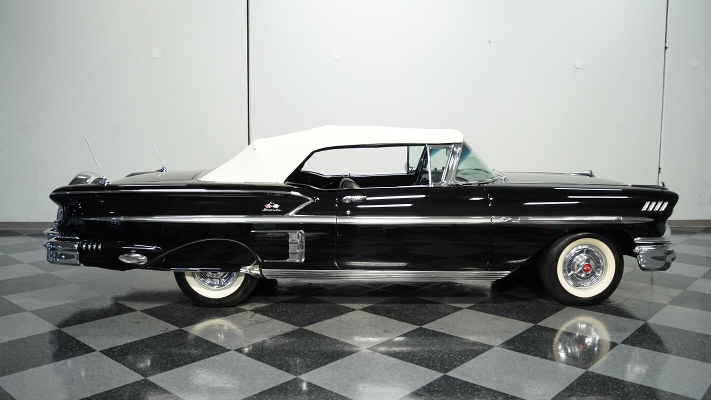 Chevrolet-Impala-1958-Convertible-12