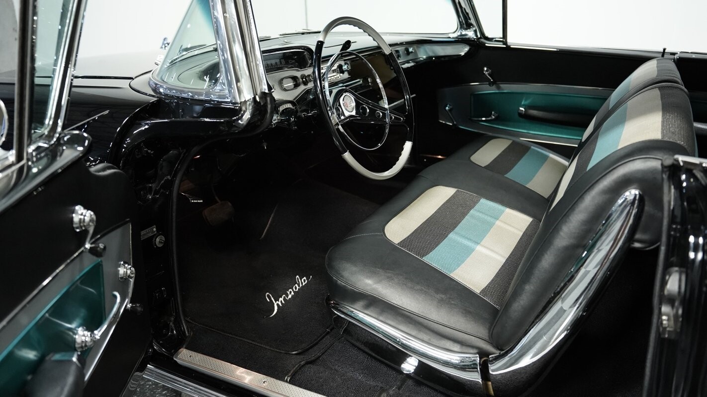 Chevrolet-Impala-1958-Convertible-4